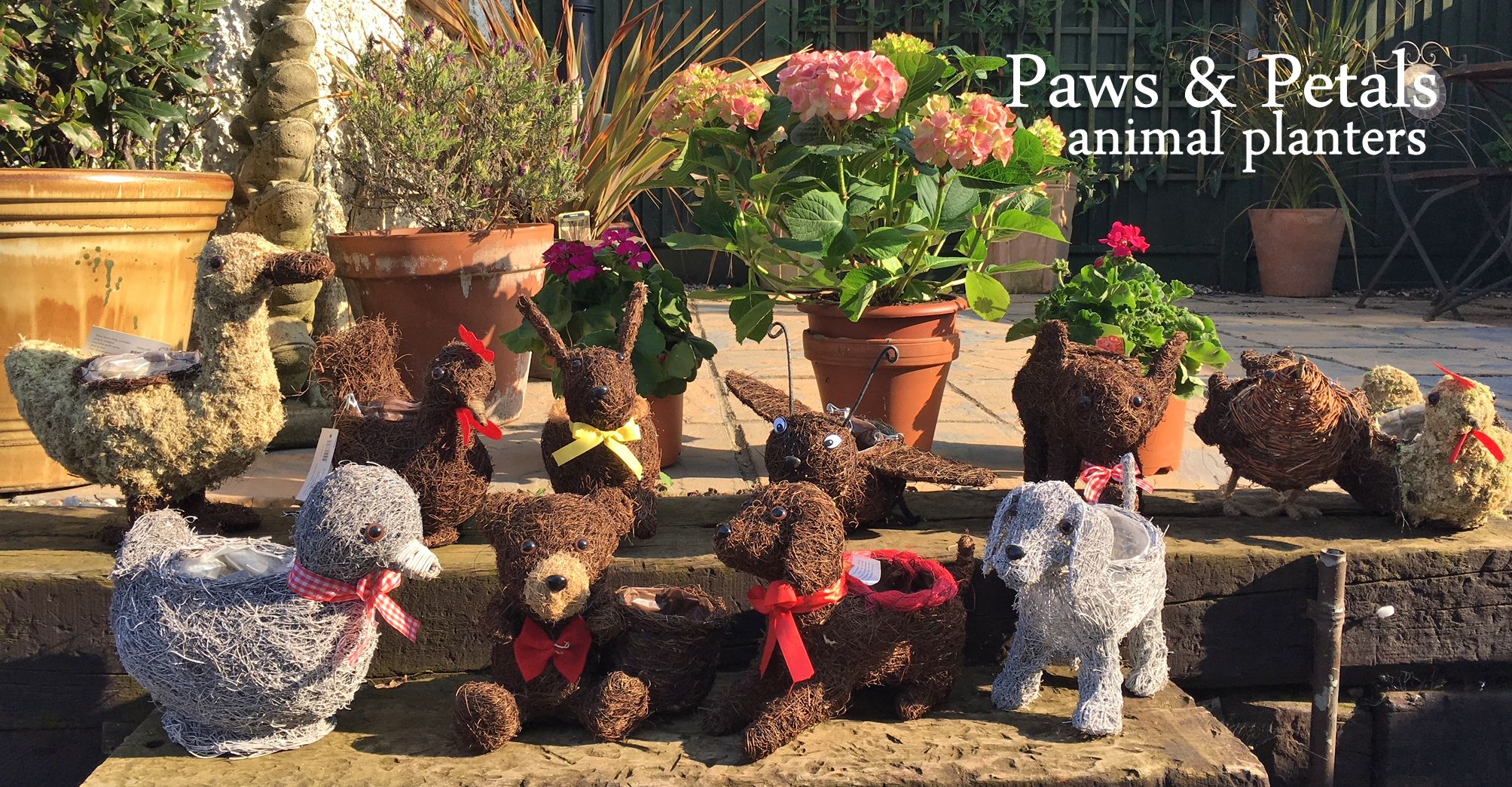 Novelty wicker animal planters and dog planters wholesale